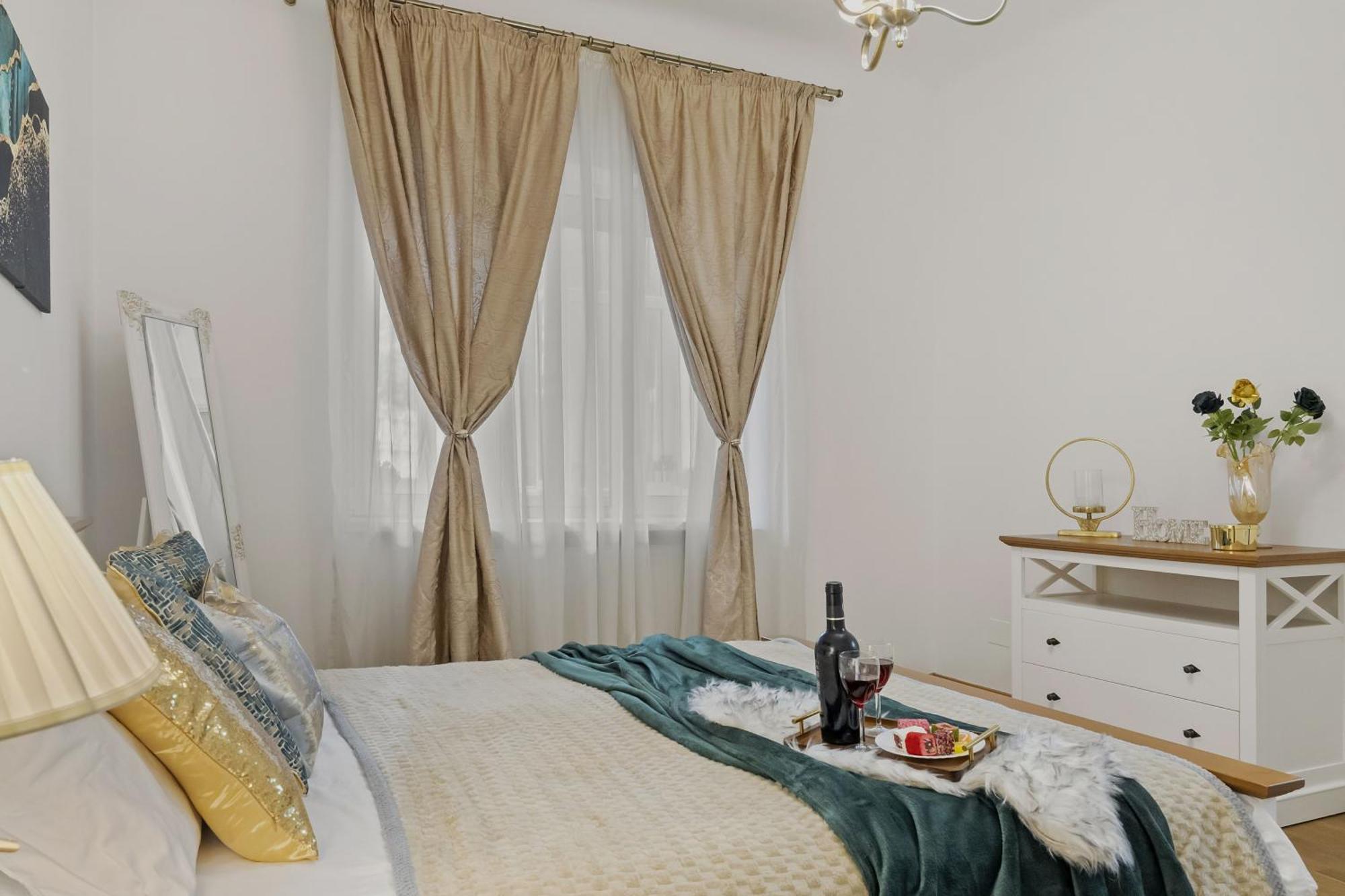 Sweet Luxury Three Rooms Apartment City Center Universitate Bucureşti Exterior foto