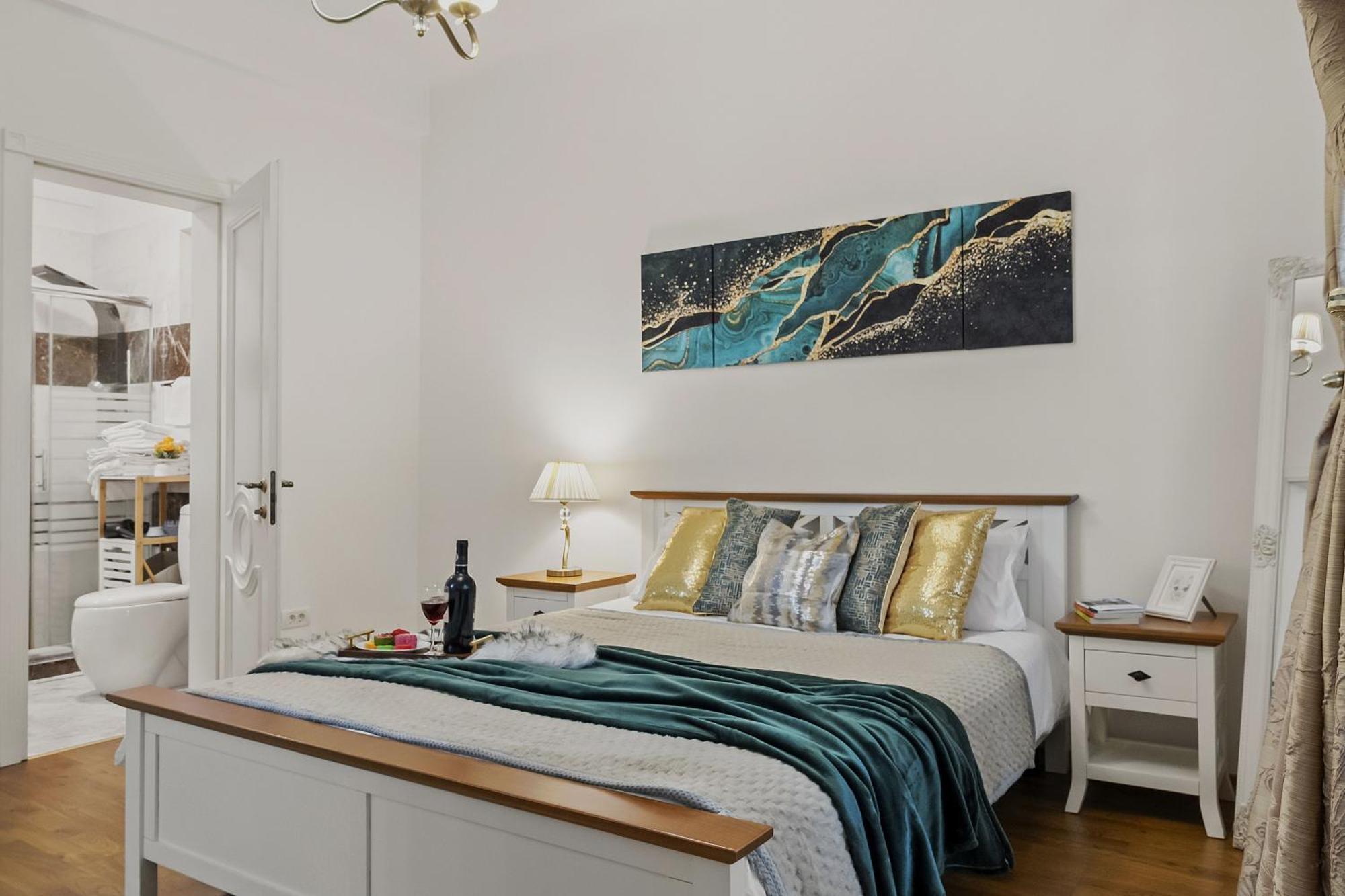 Sweet Luxury Three Rooms Apartment City Center Universitate Bucureşti Exterior foto