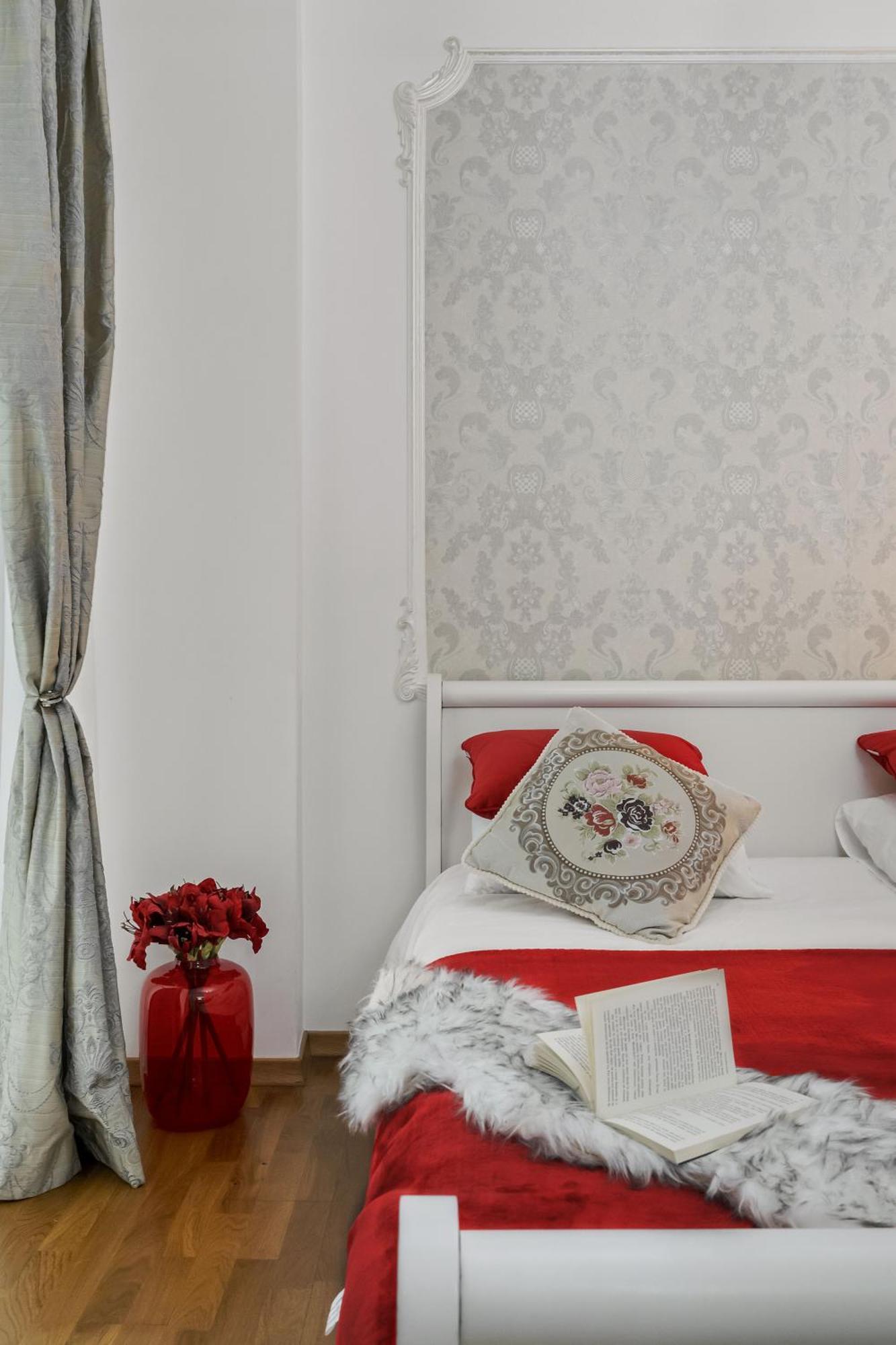 Sweet Luxury Three Rooms Apartment City Center Universitate Bucureşti Exterior foto