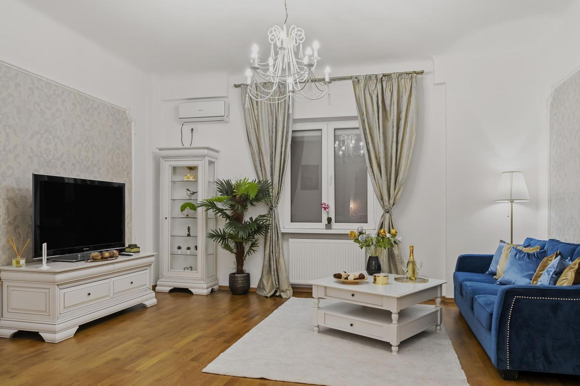 Sweet Luxury Three Rooms Apartment City Center Universitate Bucureşti Exterior foto