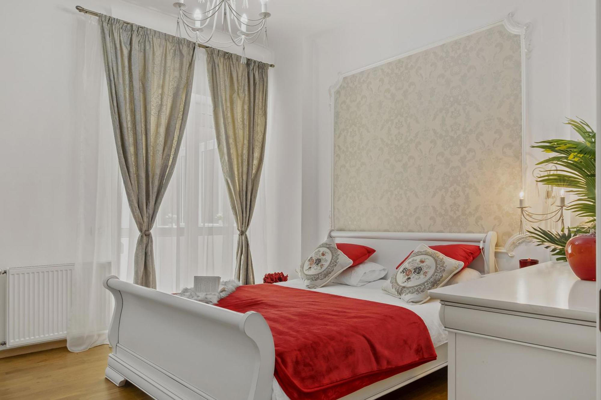 Sweet Luxury Three Rooms Apartment City Center Universitate Bucureşti Exterior foto