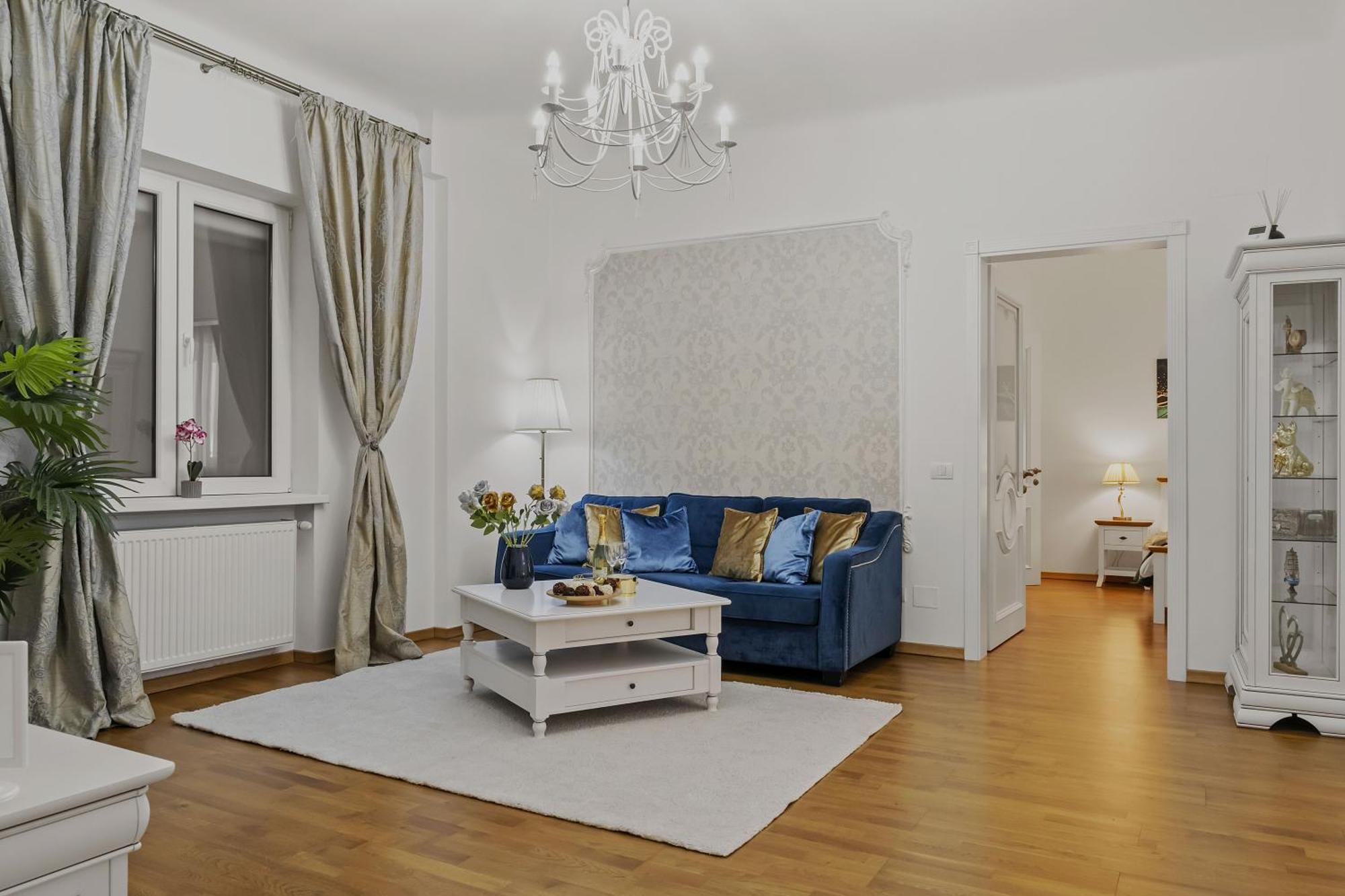 Sweet Luxury Three Rooms Apartment City Center Universitate Bucureşti Exterior foto